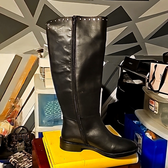 New Via Roma Designer Boots, Sz 8.5, Black, Side Studs, Genuine Leather, Side Zi - Picture 5 of 13